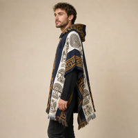 Ton poncho Poncho En Maille À Capuche Motif Ethnique